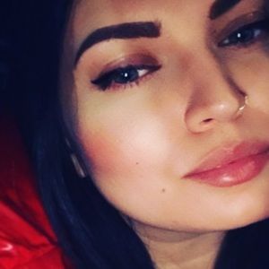 Meet your Posher, Valeriya